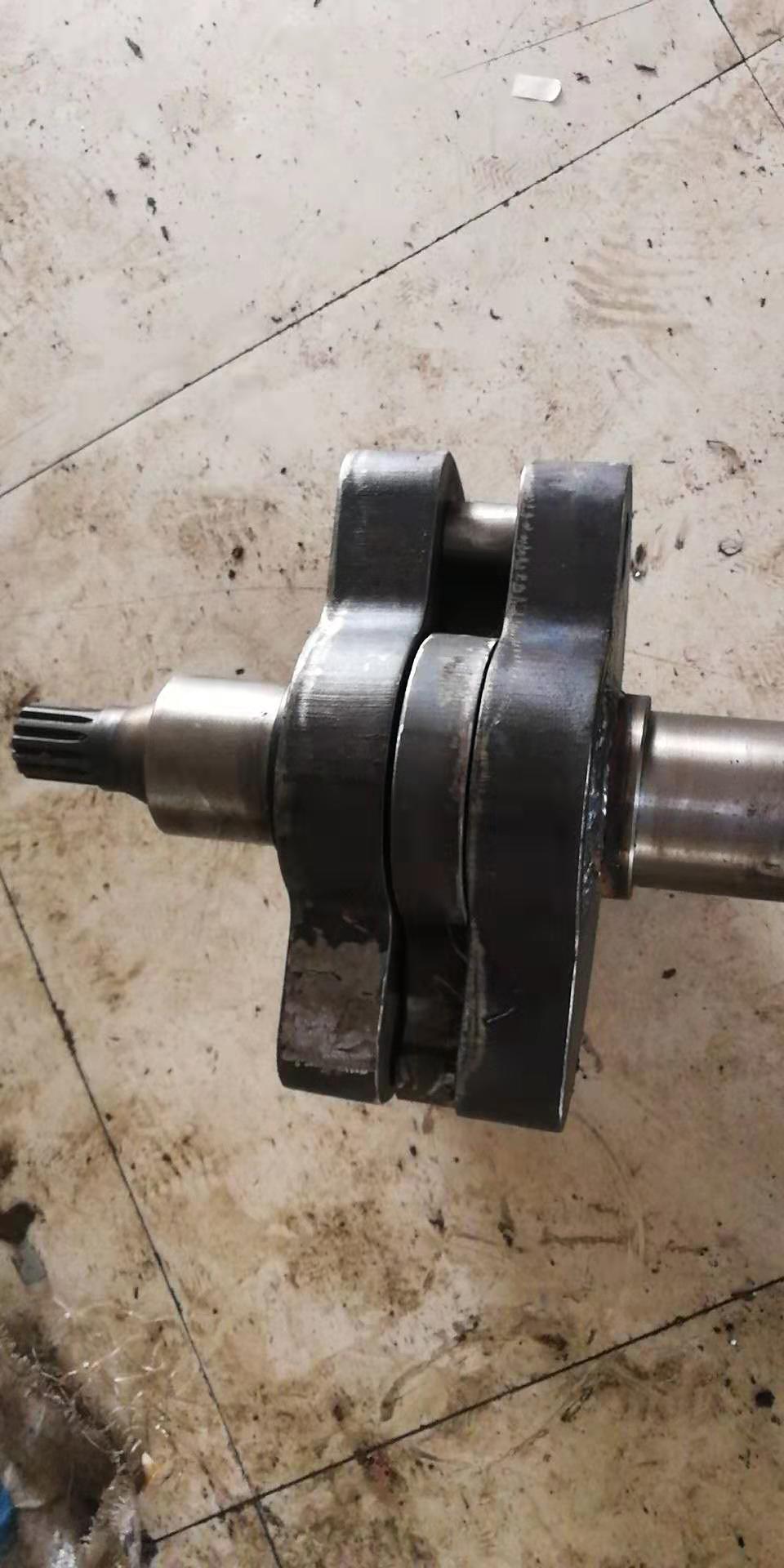 山東山推SR26M激振器批發(fā)價(jià)格/優(yōu)質(zhì)供應(yīng)商