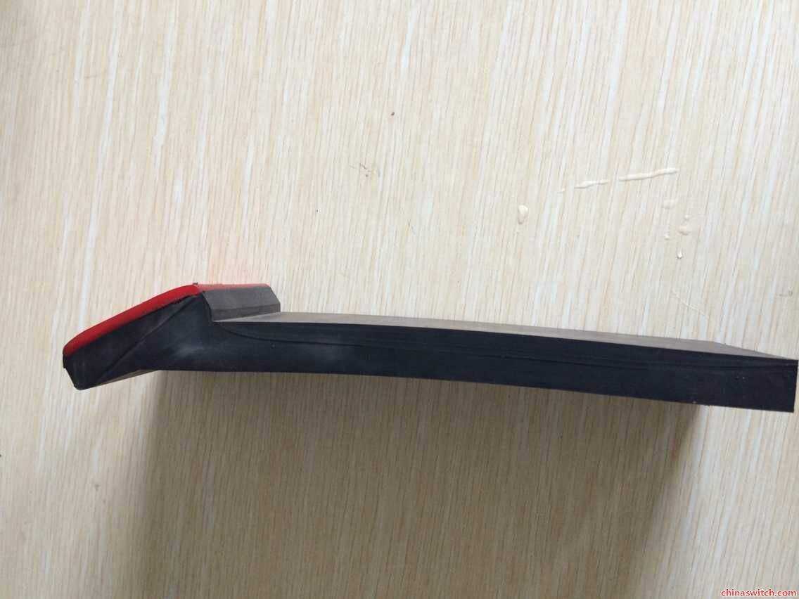 呼和浩特 導(dǎo)料槽雙密封擋煤皮 定做防溢裙板 聚氨酯擋煤皮