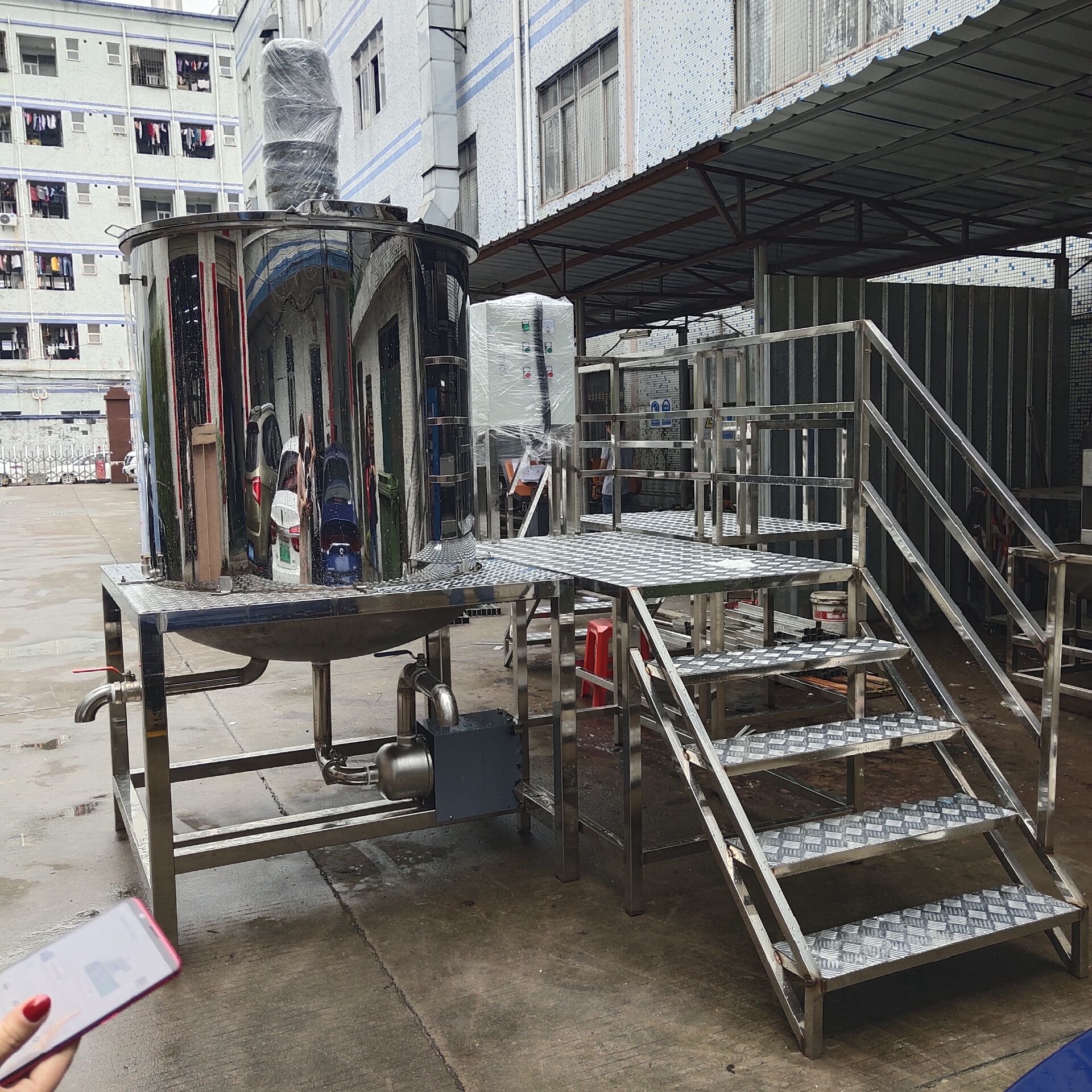 深圳廠家直銷不銹鋼電加熱攪拌罐 紋繡液攪拌機(jī) 洗發(fā)水?dāng)嚢柰霸O(shè)備 洗衣液洗發(fā)水?dāng)嚢铏C(jī)