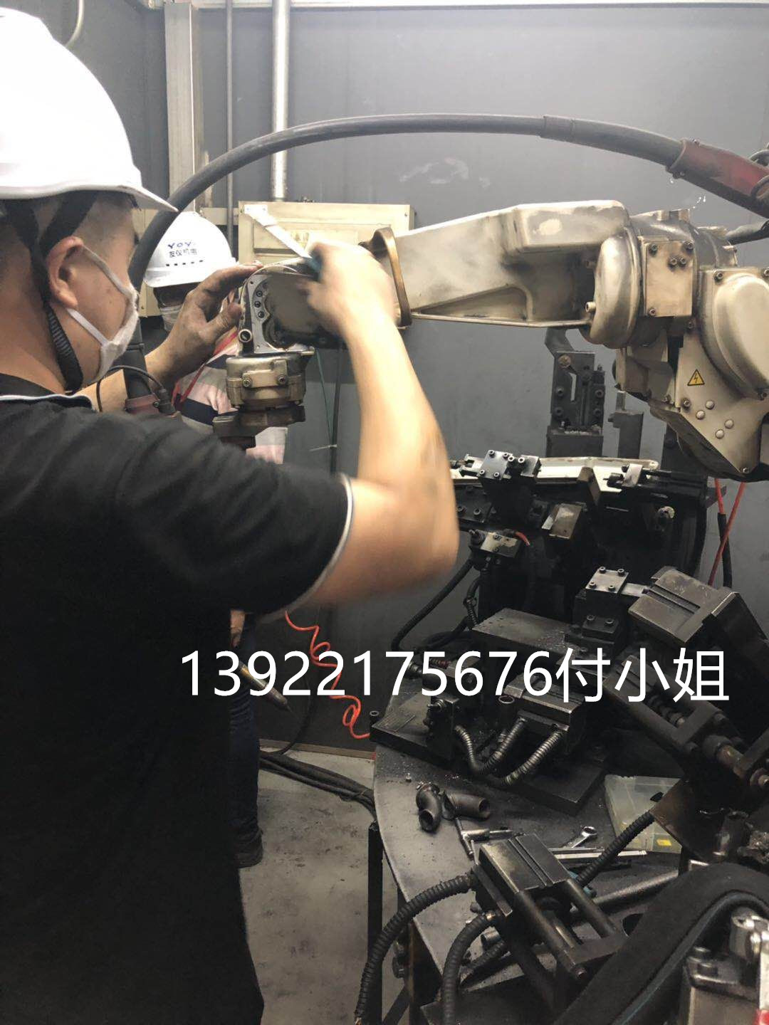 銷售維修機(jī)器人售配件  柳州庫卡機(jī)器人維修公司