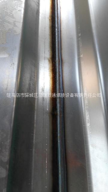 瓦楞板自動(dòng)焊接機(jī) 拼板自動(dòng)焊接機(jī) 集裝箱直縫拼板機(jī) 拼板自動(dòng)焊機(jī) 瓦楞板自動(dòng)焊接設(shè)備