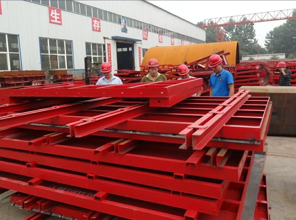 大型橋梁鋼模板安裝要點(diǎn)及使用方法