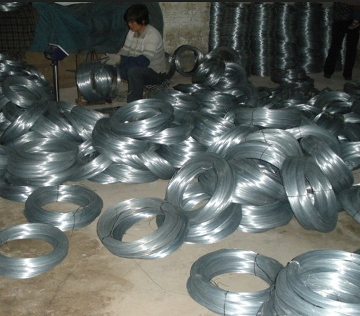 連續(xù)鍍鋅鋅池的溫度和成分