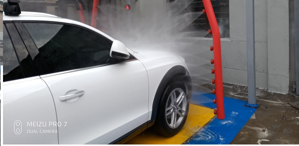 360無接觸洗車機(jī)_洗車機(jī)廠家_廠家直銷全自動(dòng)洗車機(jī)