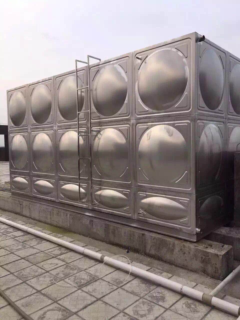 桂林方形保溫水箱304定制做 不銹鋼消防水箱廠家 方形消防水箱介紹 方形保溫水箱304定制做 方形保溫水箱廠家直銷