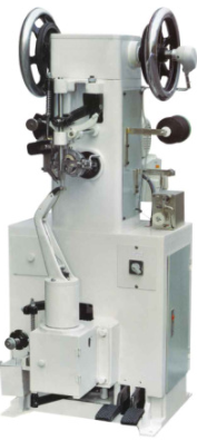 廠家直銷(xiāo)鞋機(jī)、新款坐式縫底機(jī)、粗線機(jī)LX-337 坐式縫底機(jī)報(bào)價(jià) 坐式縫底機(jī)批發(fā) 坐式縫底機(jī)供應(yīng)商