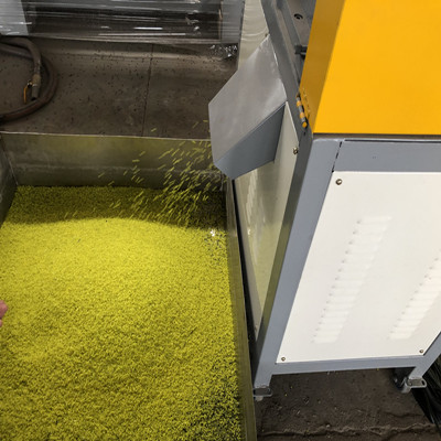 pe單階雙階造粒機設(shè)備生產(chǎn)線