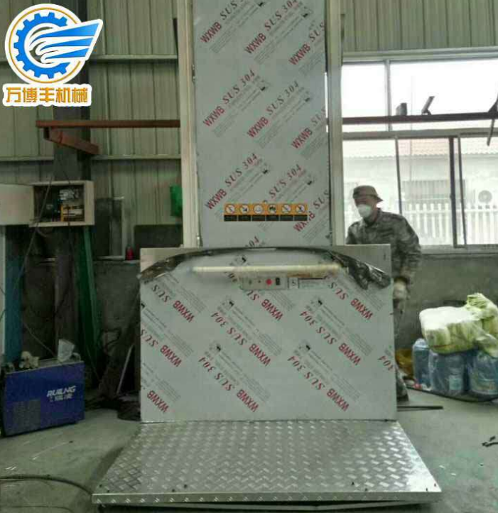 無障礙式升降平臺地鐵殘疾人輪椅電梯樓梯升降機(jī)小型別墅閣樓豪華