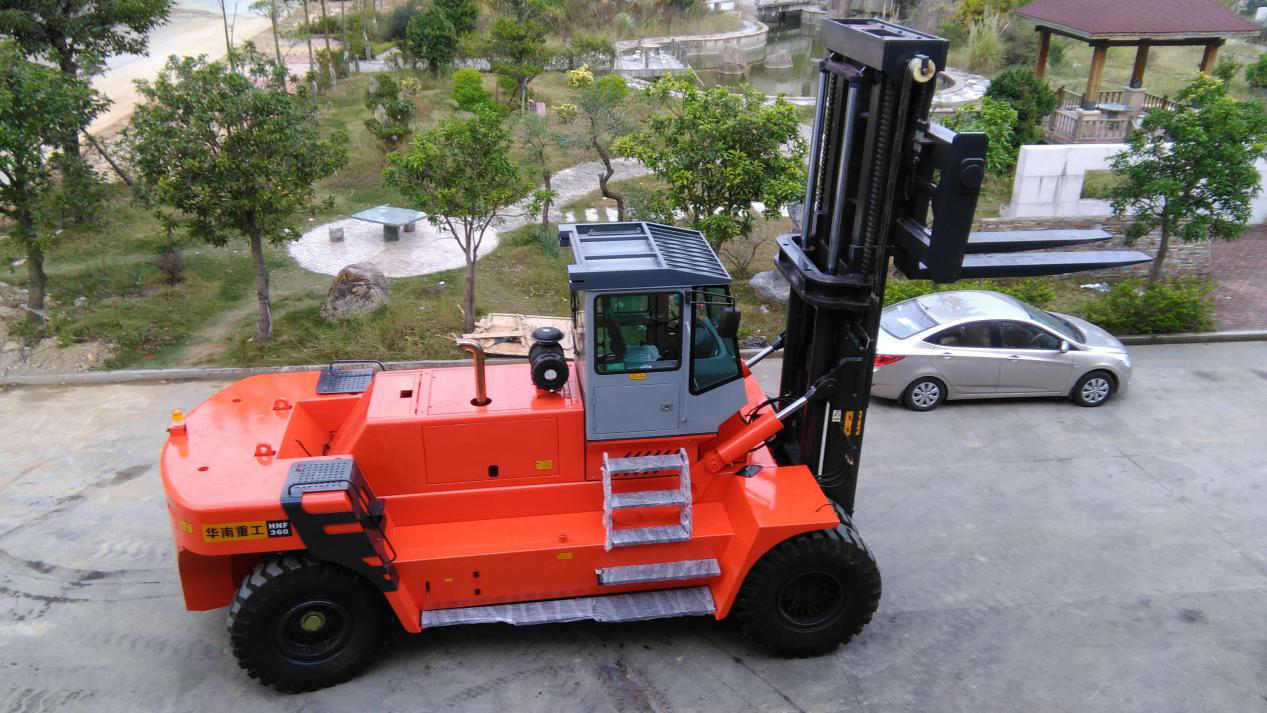 華南重工36噸叉車 華南重工36噸叉車廠家 華南重工36噸叉車直銷 華南重工36噸叉車價格表