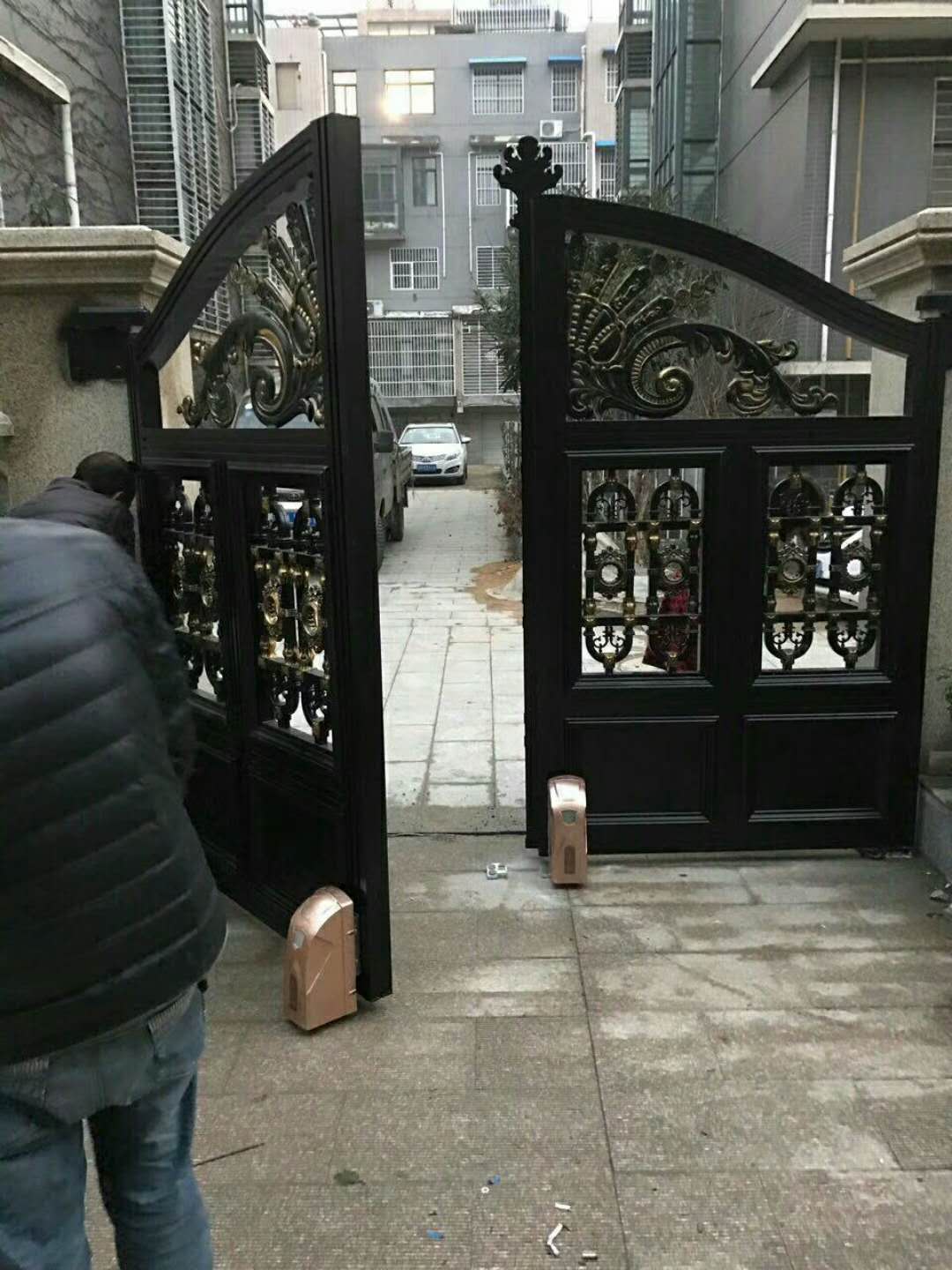 別墅門開門機(jī)對(duì)開門開門機(jī)