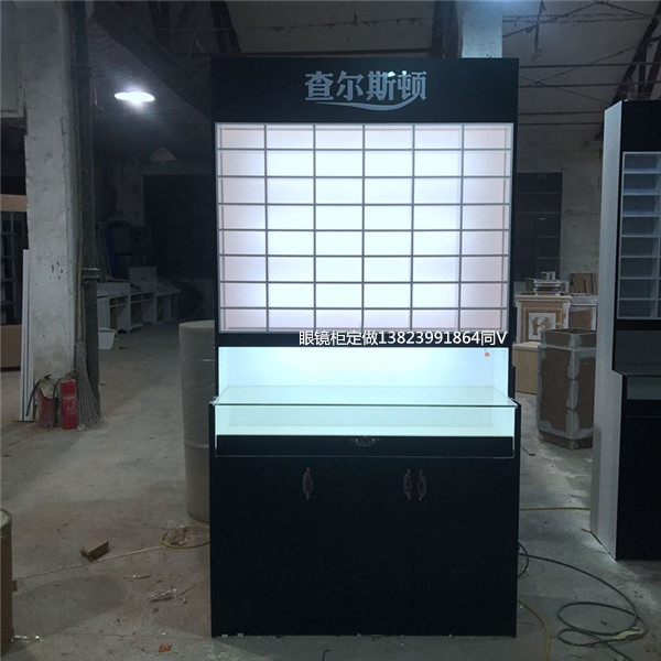 陽江陽春云浮新興羅定郁南眼鏡店裝修設計展柜定做賣 陽江云浮新款太陽眼鏡展示中島柜臺