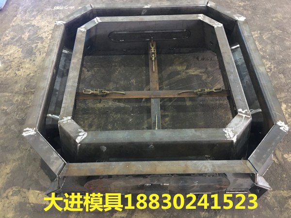 階梯式、平鋪式（河道護坡生態(tài)框模具）助力市政建設(shè)