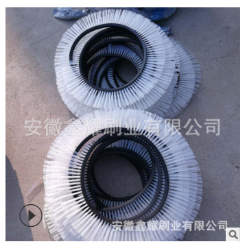 廠家直銷橡膠軟條刷 黑膠密封條刷定制 工業(yè)毛刷條 尼龍絲條刷
