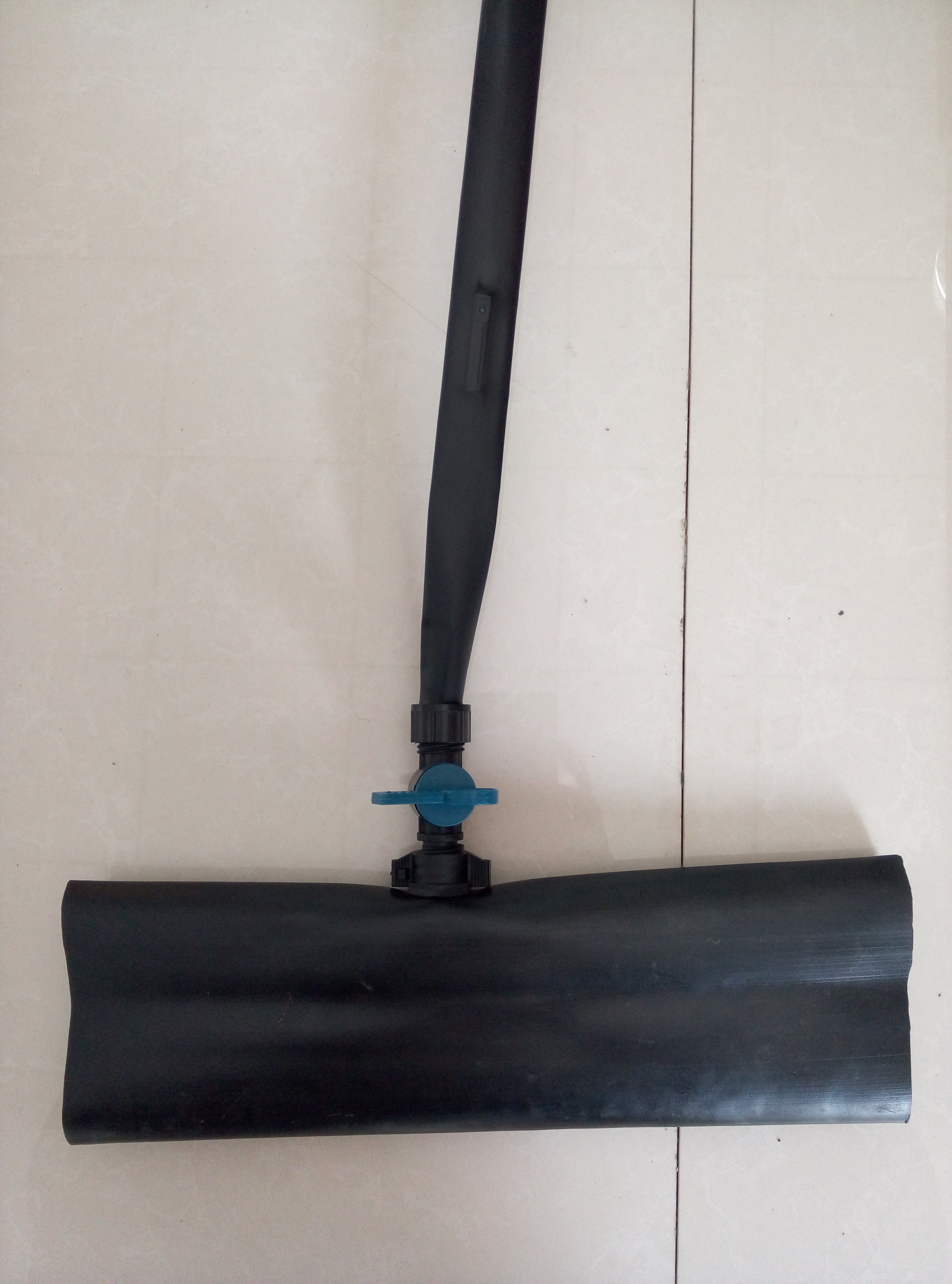 山東貼片式滴灌帶廠家直銷 量大從優(yōu)