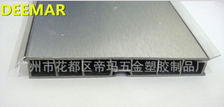 廠家提供 優(yōu)質(zhì)塑料踢腳板 裝修建材 裝潢用踢腳