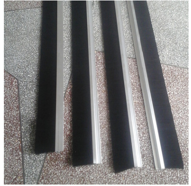 安慶市防水工程毛刷 優(yōu)質(zhì)條形毛刷價(jià)格 合金密封條刷廠家