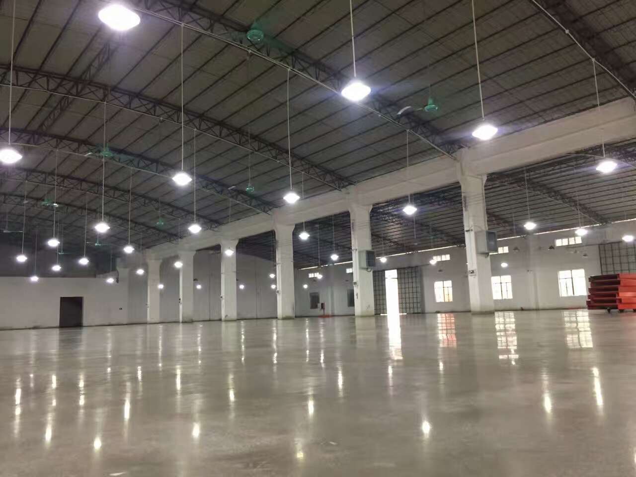 混凝土固化地坪施工、混凝土固化地坪施工報(bào)價(jià)、混凝土固化地坪工程設(shè)計(jì)