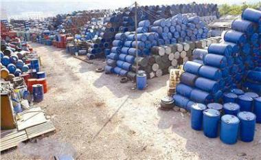 佛山油桶廠家 佛山地區(qū)專業(yè)油桶回收  二手IBC噸桶佛山油桶