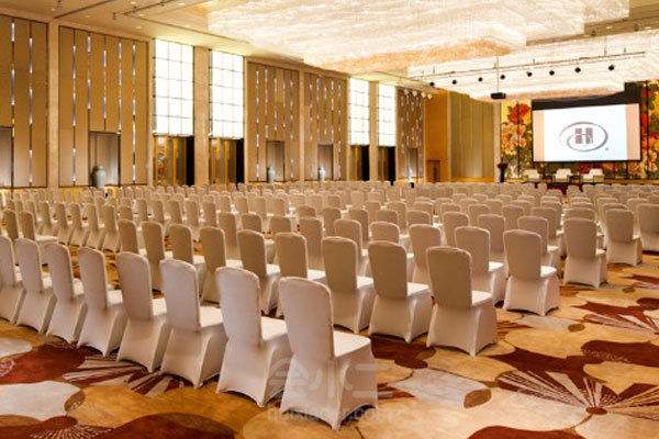 深圳年會(huì)場(chǎng)地0元預(yù)訂 51場(chǎng)地免