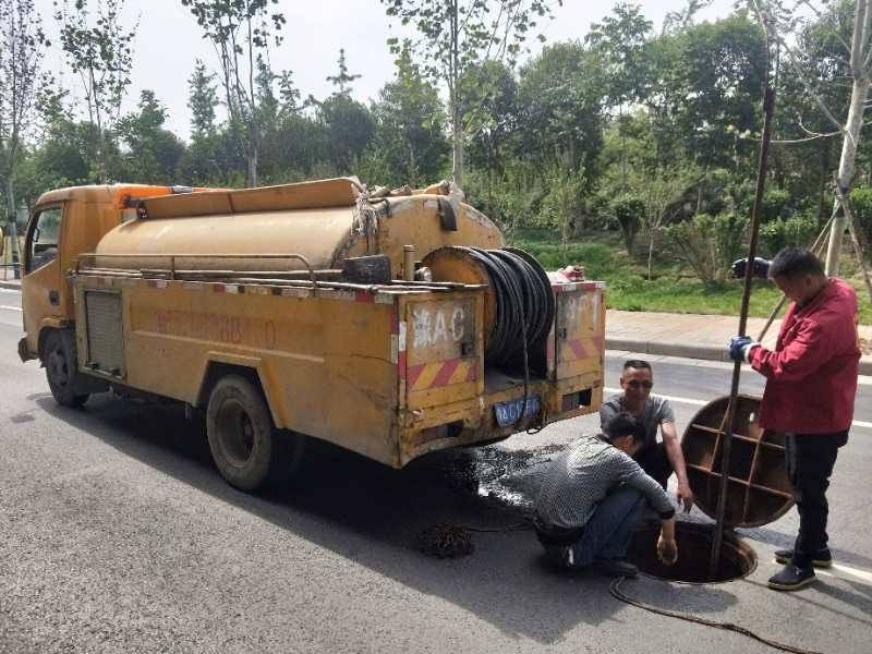 高壓車疏通下水道，清理化糞池，清洗油煙機，清理化油池，保潔公司，清潔公司