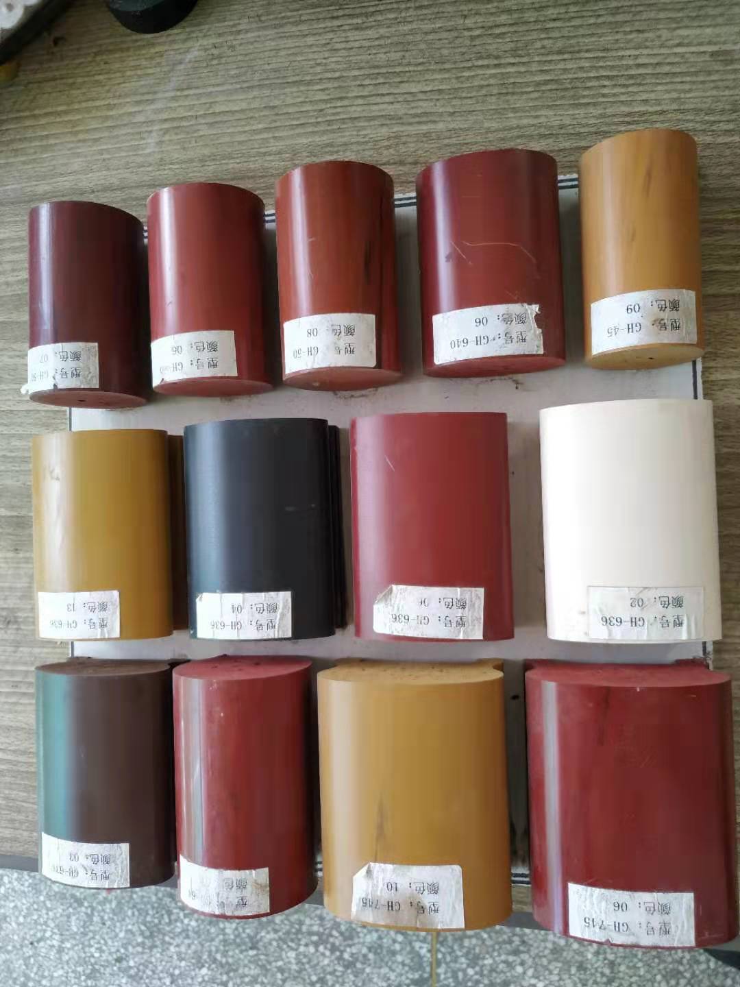 樓梯扶手生產(chǎn)線，樓梯扶手機(jī)器，樓梯扶手設(shè)備，樓梯扶手設(shè)備廠家（青島海沛斯公司）