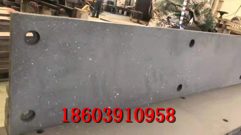 供應全國范圍德國搗固機摩擦板、長摩擦板、耐用摩擦片