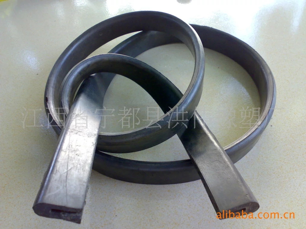 江西橡膠密封減震條生產(chǎn)、加工、供應(yīng)、價(jià)格【寧都縣竹笮鄉(xiāng)洪偉橡塑廠】