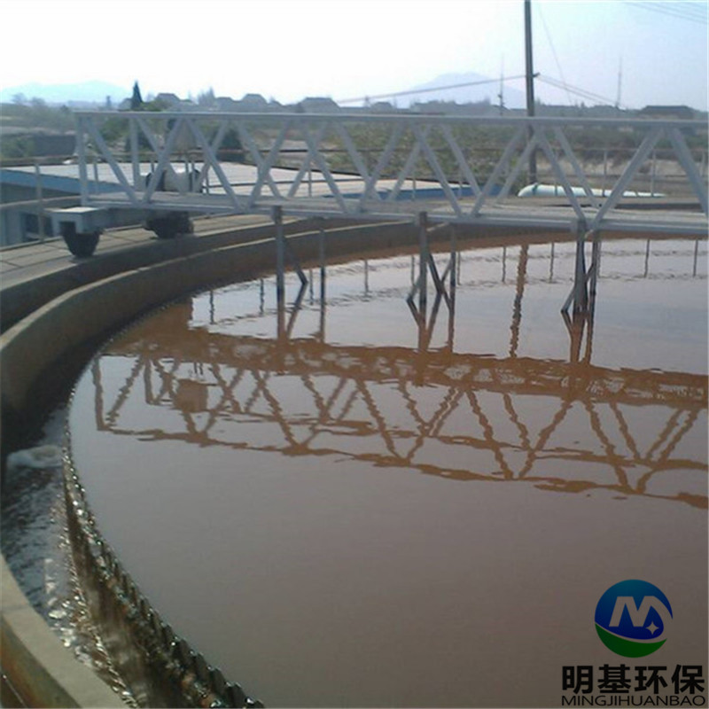 智能碳鋼周邊轉(zhuǎn)動刮吸泥機(jī)品種繁多