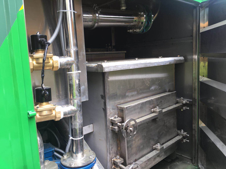 環(huán)保吸糞車廠家，分離式吸糞車廠家