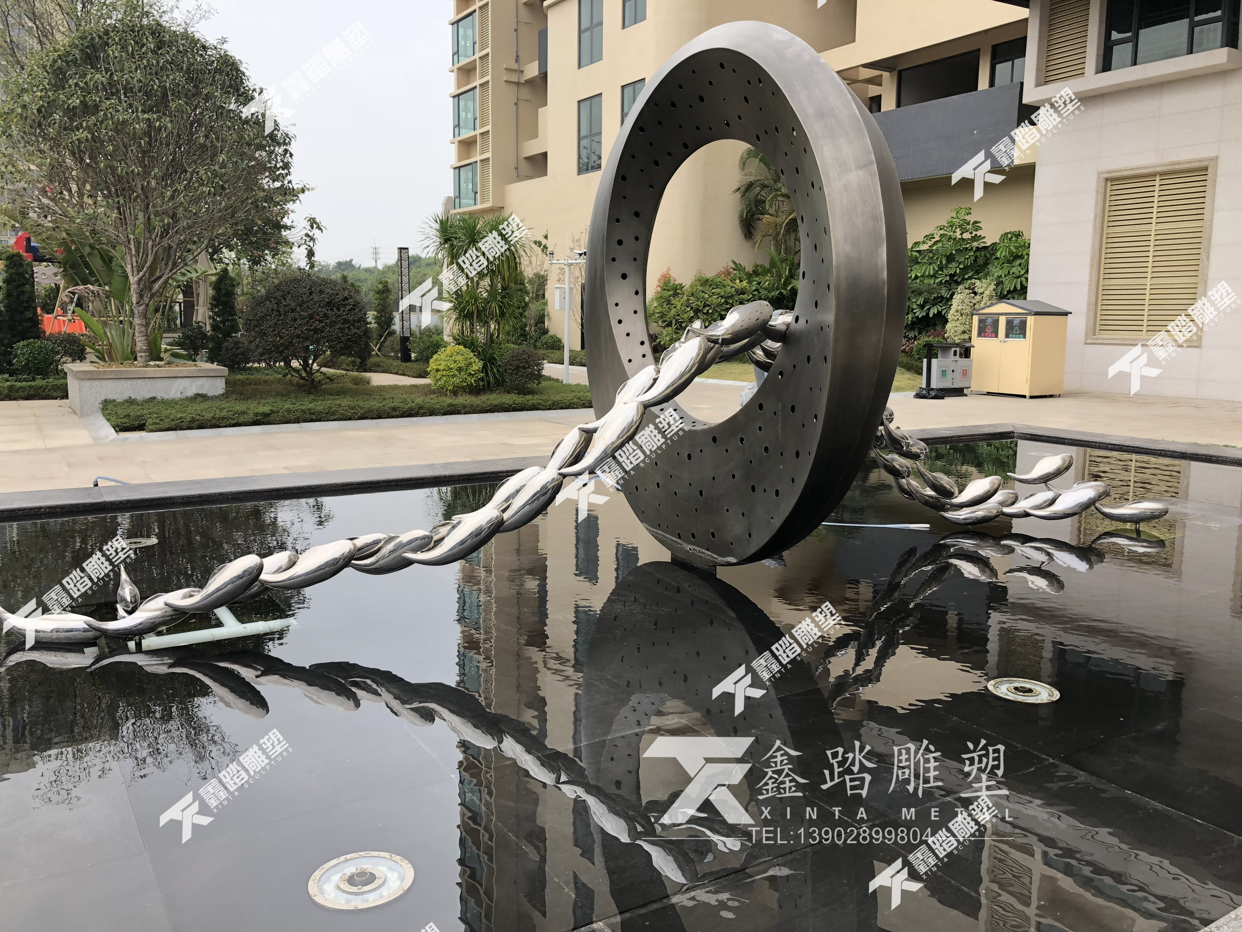 水景發(fā)光魚躍龍門雕塑 水景圓環(huán)不銹鋼雕塑  廣東佛山雕塑定做廠家