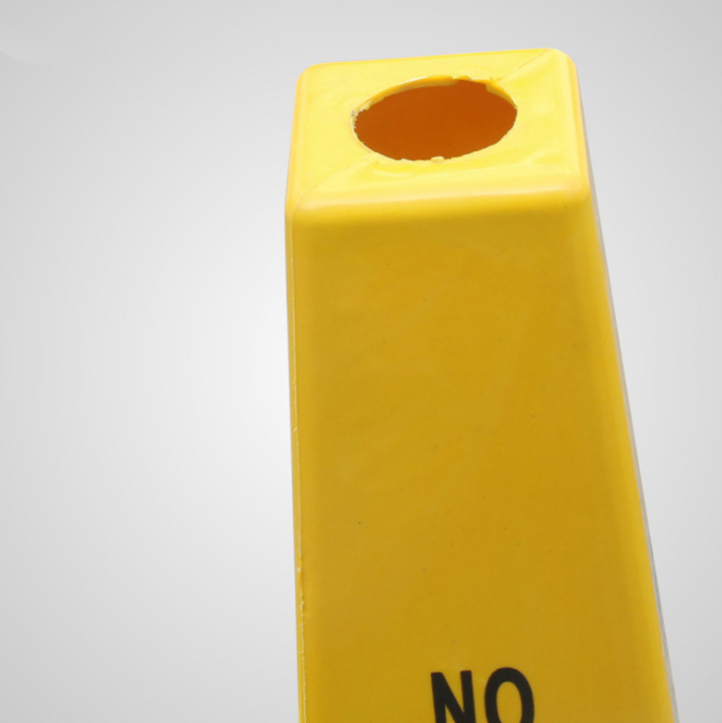 批發(fā)告示牌，好材質(zhì)抗壓性強(qiáng)交通路錐，支持定制