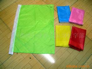 昆明彩旗定制印刷logo|道旗訂做|昆明注水道旗批發(fā)安裝