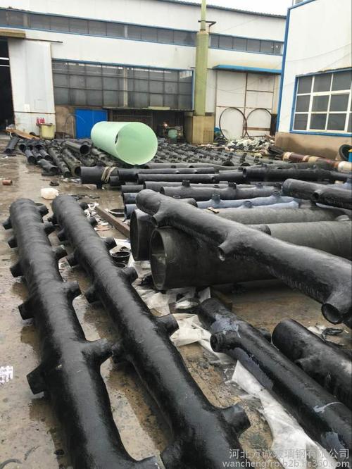 河北FRP熱固性  FRP機(jī)制纏繞管道批發(fā)  玻璃纖維增強(qiáng)塑料管道生產(chǎn) 河北FRP熱固 河北FRP熱固性玻璃纖維纏繞管道