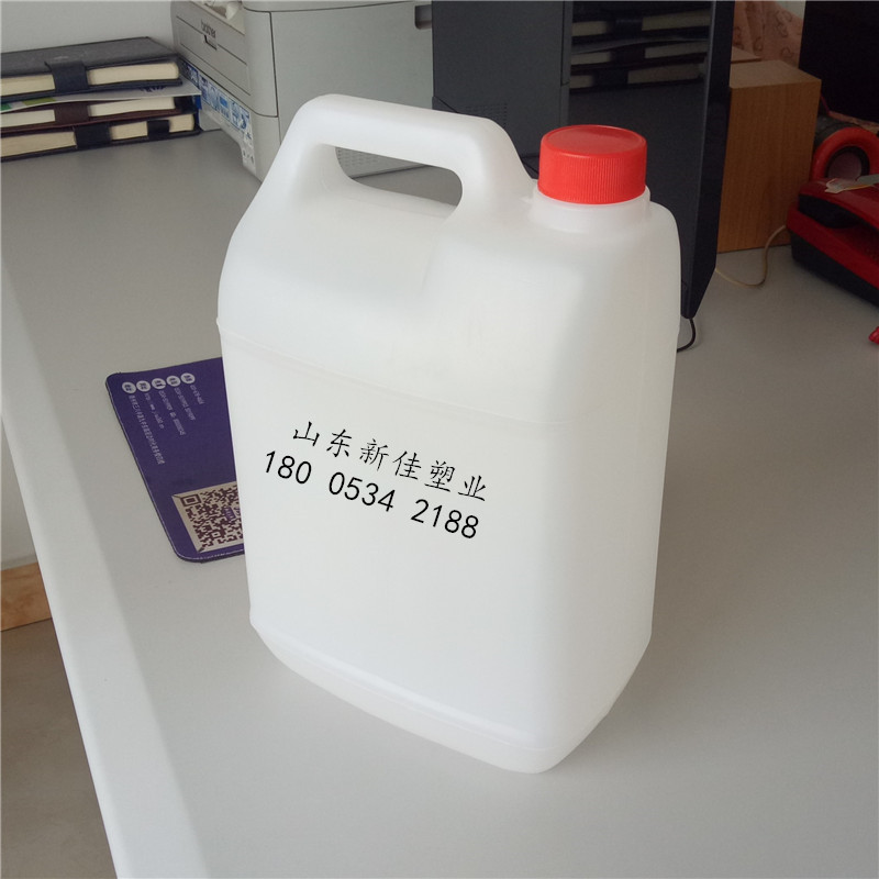 山東新佳塑業(yè)5升內(nèi)塞桶5升塑料桶5升化工桶5公斤塑料桶5l塑料桶5升酒桶生產(chǎn)廠家直銷