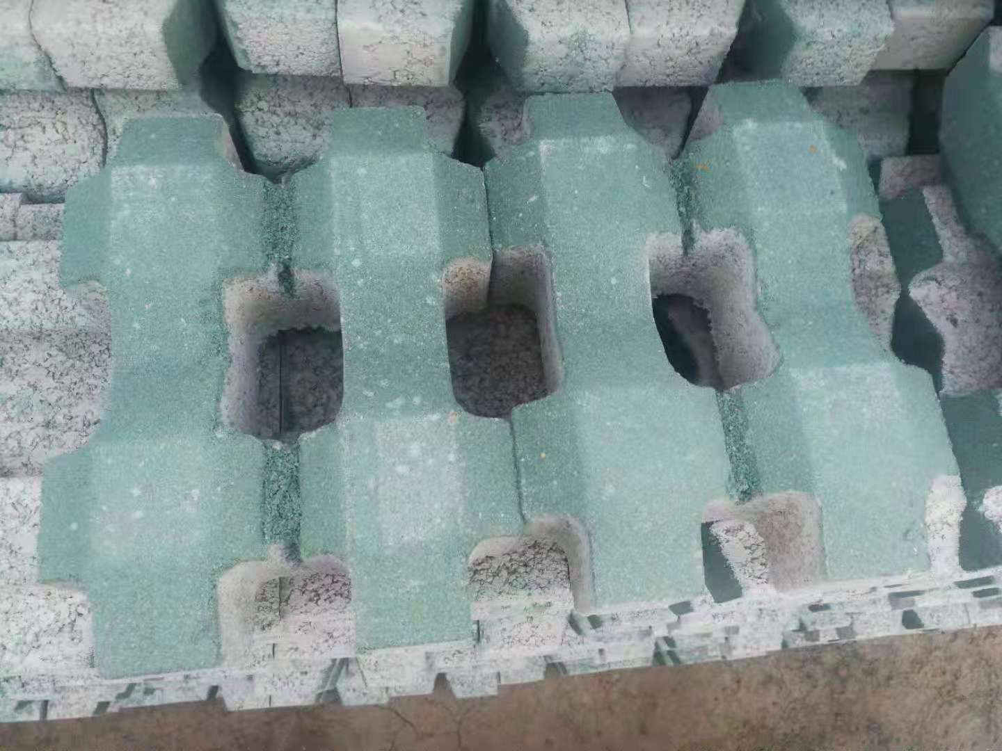 河北省衡水市井字草坪磚生產(chǎn)廠家