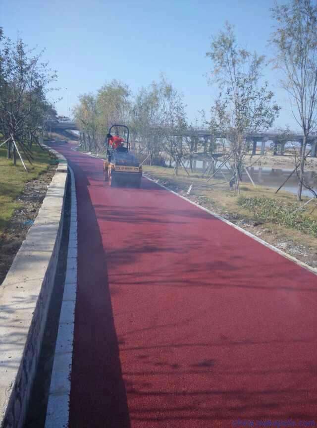 深圳瀝青路施工價格，東莞瀝青工程，惠州鋪瀝青路公司