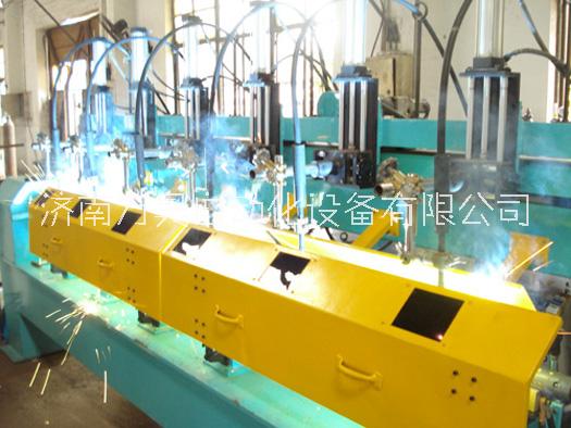 優(yōu)惠供應(yīng)萬昊腳手架立桿直縫自動焊接專機(jī)