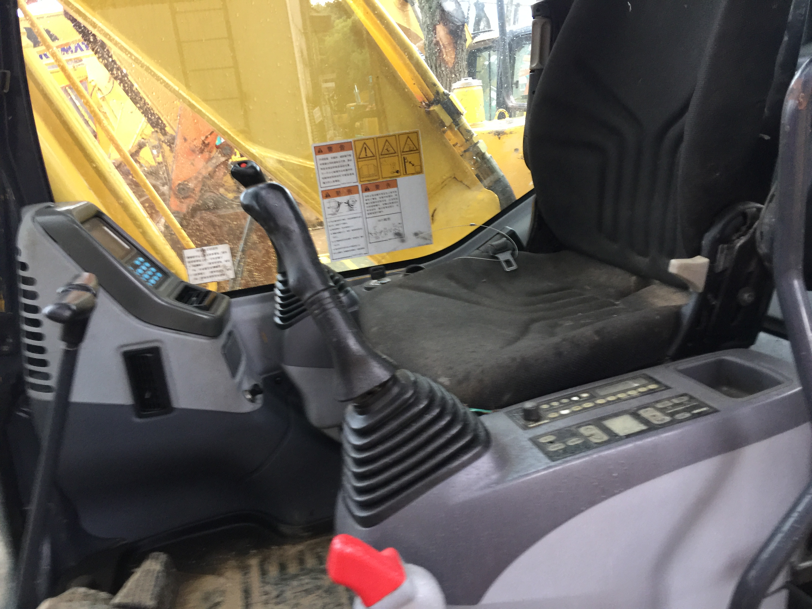 沃爾沃挖掘機(jī) 二手沃爾沃140挖掘機(jī) 履帶式挖掘機(jī)