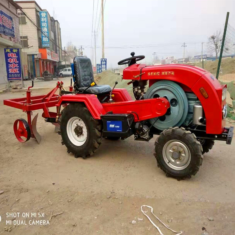 廠家熱賣17-25馬力四輪拖拉機(jī) 三點(diǎn)懸掛式拖拉機(jī) 農(nóng)用四輪管理機(jī)