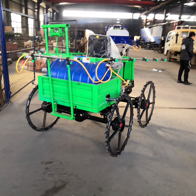 乘坐式四驅(qū)自走式打藥機(jī) 小麥花生打藥機(jī) 玉米蔬菜打藥機(jī)