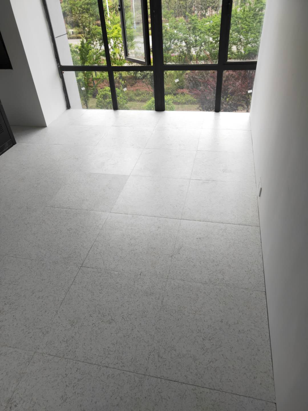 供應宿松防靜電地板、宿松防靜電地板廠家、防靜電地板批發(fā)商