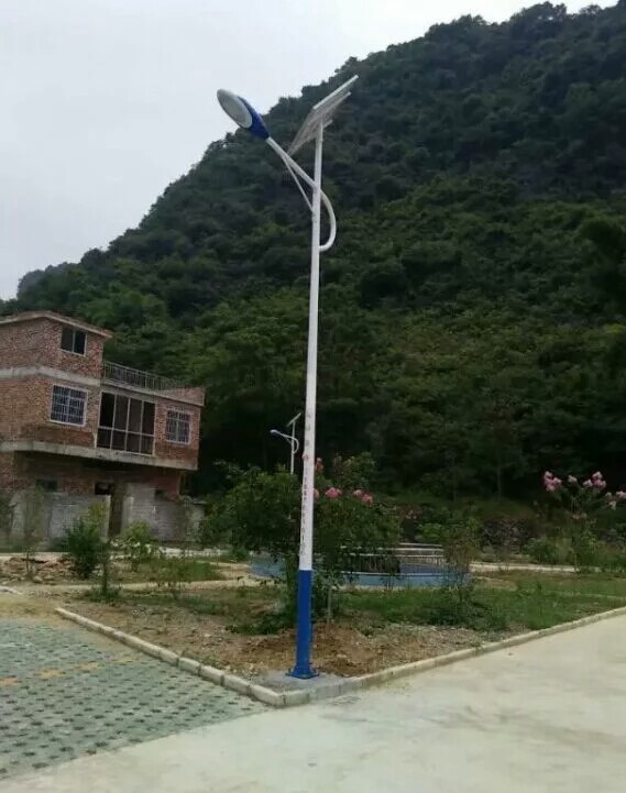 供應(yīng)石家莊太陽(yáng)能路燈太陽(yáng)能庭院燈