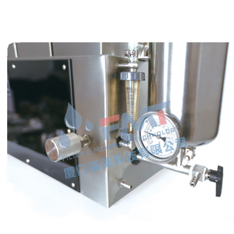 三聯(lián)高壓平板膜小試設(shè)備,高倍濃縮,量身定制,