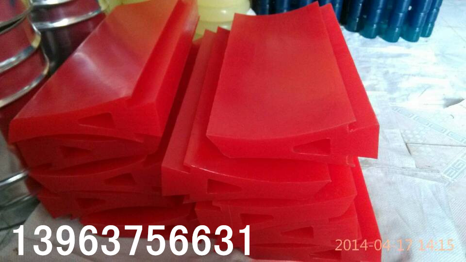 供應(yīng)振動(dòng)清掃器 聚氨酯清掃器 毛刷清掃器