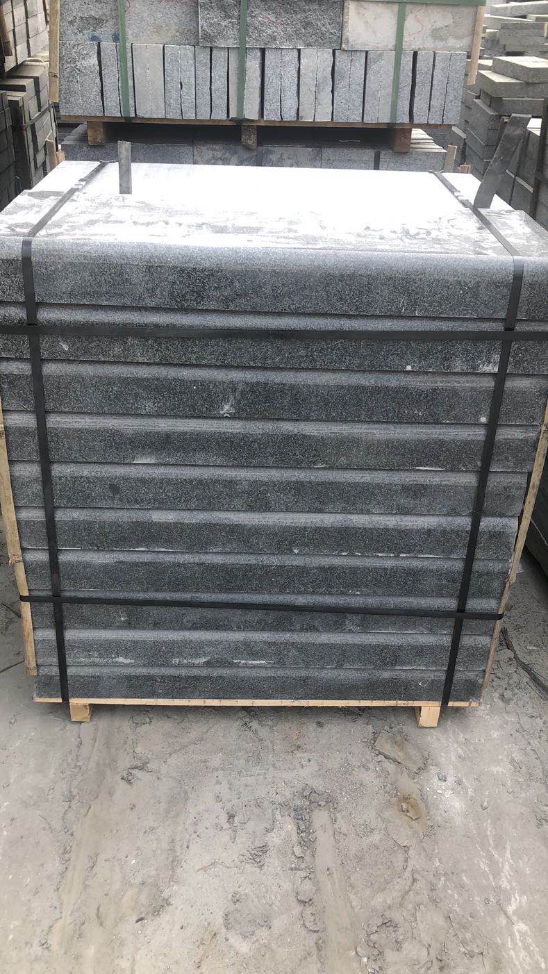 芝麻黑光面壓頂廠家