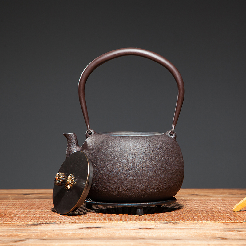 廠家直銷 手工鐵制茶壺傳統(tǒng)茶壺吉春堂鐵壺平寶珠1.2L鐵鑄茶壺吉 春 堂 平寶珠圖鐵壺