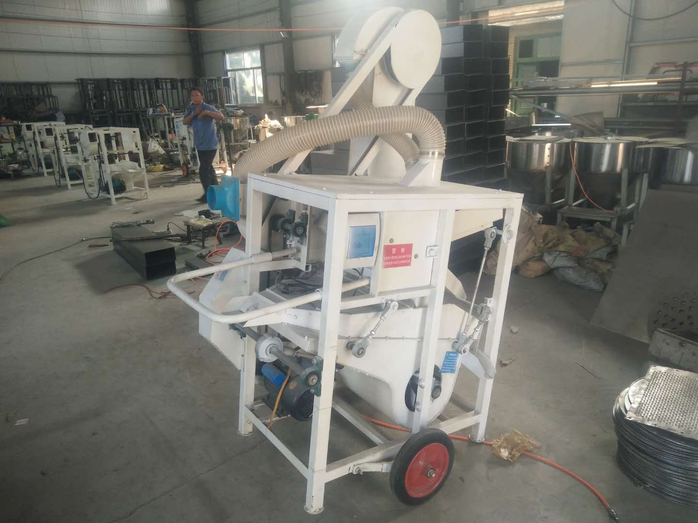 廠家直銷小麥精選機(jī) 多功能水稻谷物種子去雜機(jī)