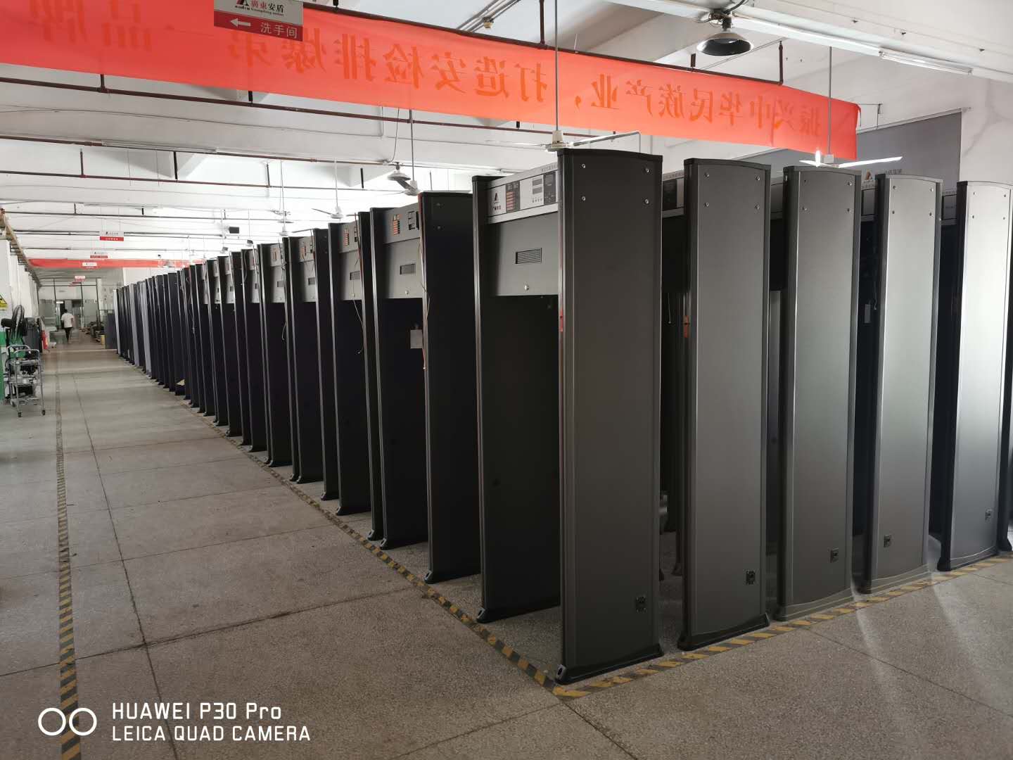 長(zhǎng)春銷售租賃測(cè)溫門安檢門安檢機(jī)-價(jià)格美麗