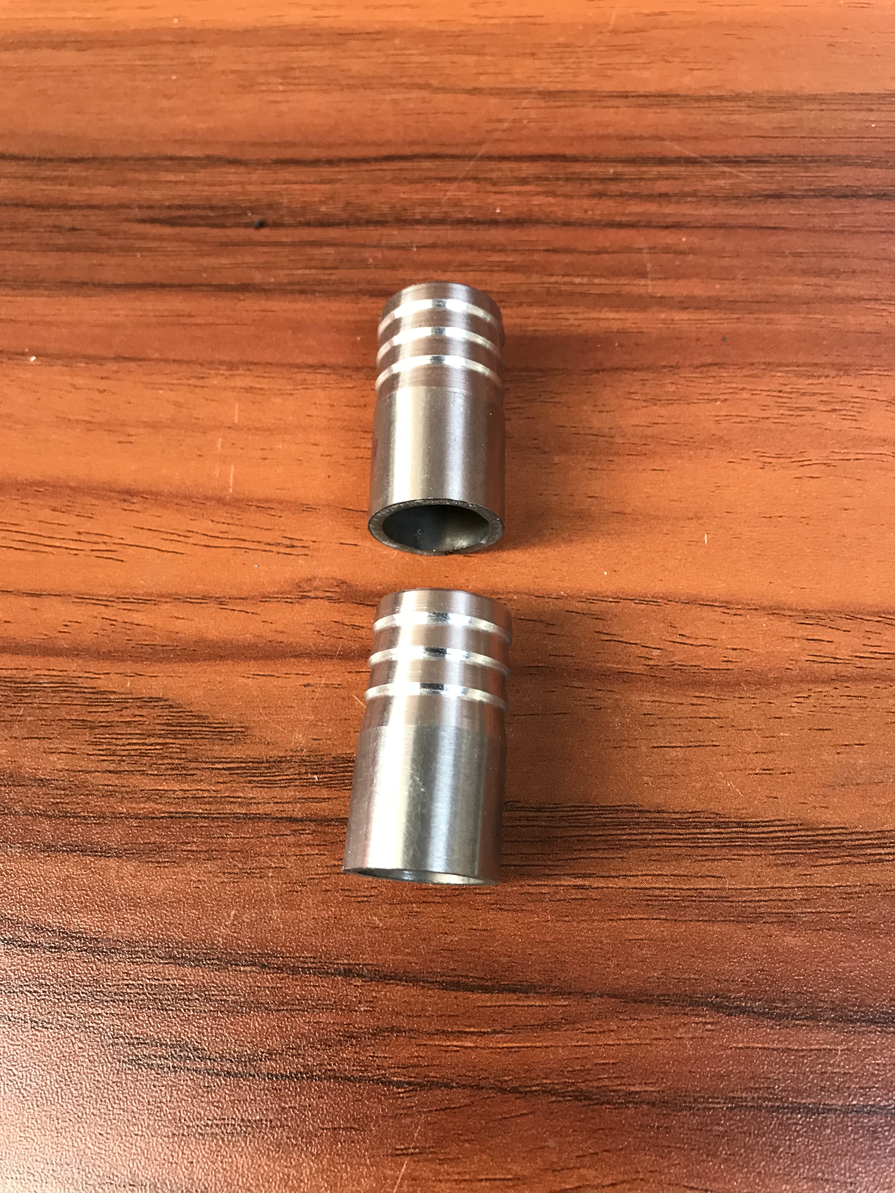 不銹鋼焊接皮管廠家直銷批發(fā)報(bào)價(jià)電話