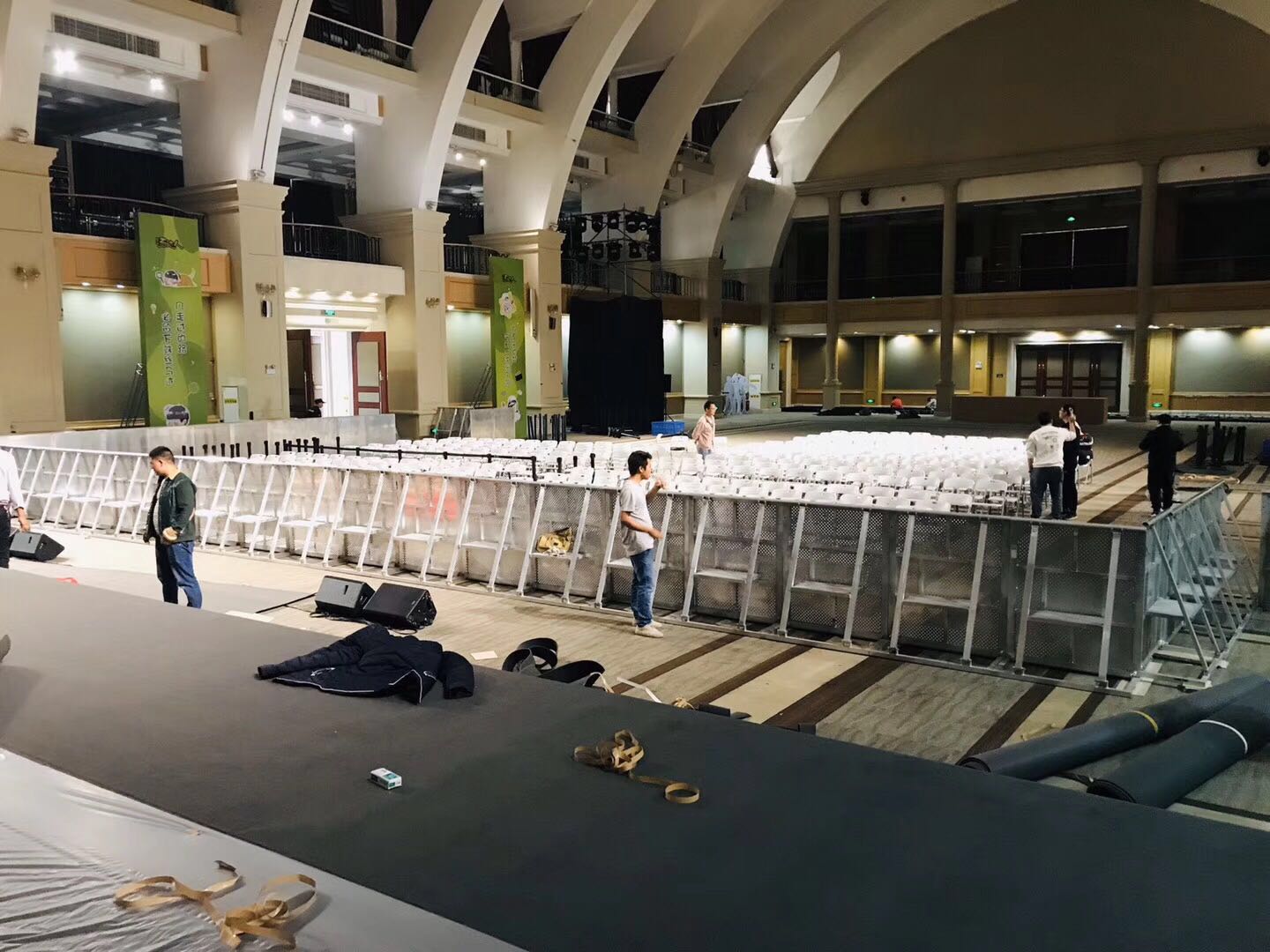 廣州電音節(jié)物料出租鐵馬出租防暴欄出租